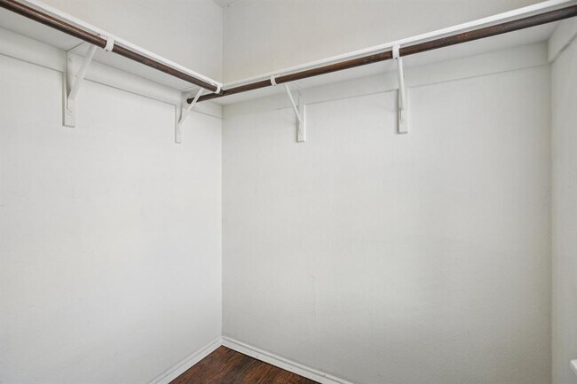 Building Photo - 13413 Lismore Ln