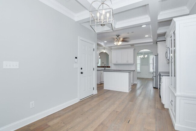 Building Photo - Beauty in Riverwood on Corner Lot!