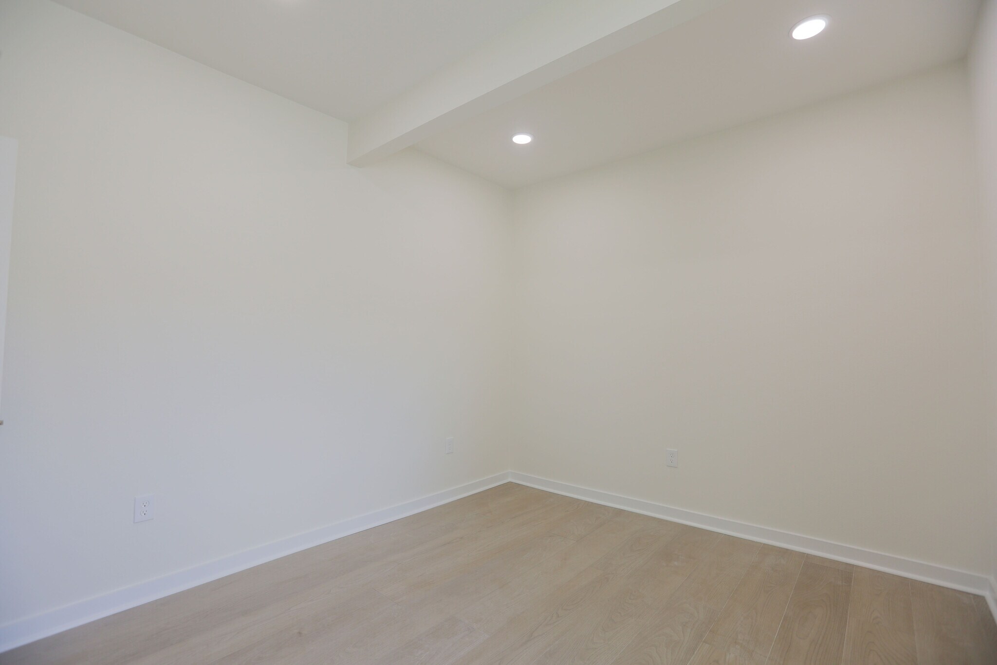 Building Photo - 1006 S Cross St
