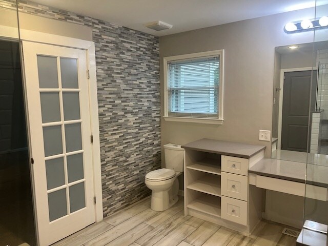 Master Bath - 1554 Willow Pond Dr
