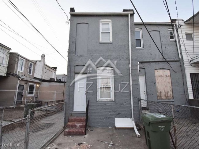 Building Photo - 2 br, 1 bath House - 2718 Orleans Street