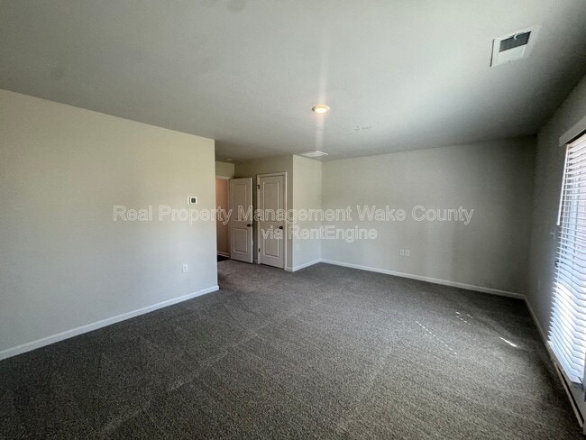 Building Photo - 2727 Chert Ln