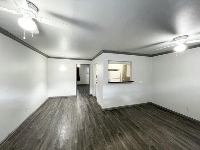 Building Photo - 1225 Willard St