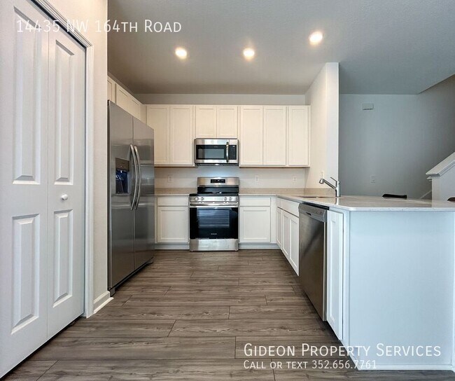 Building Photo - 14435 NW 164th Rd