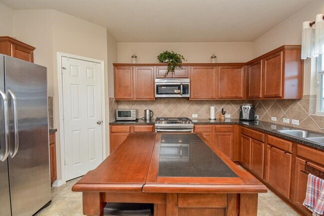 Building Photo - 3322 Aegean Dr
