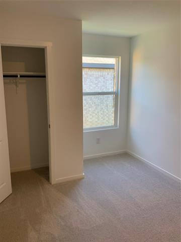 Building Photo - 1724 Crossbill St