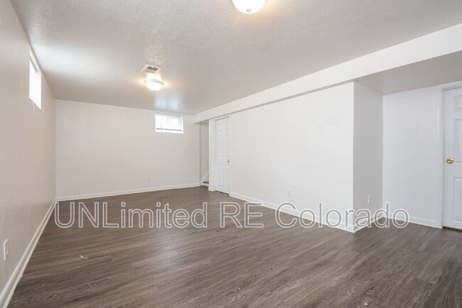 Building Photo - 1040 N Raleigh St