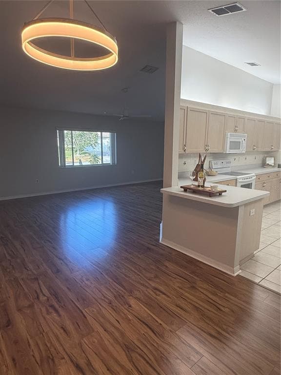 Building Photo - 9050 SE 135th Loop