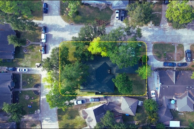 Building Photo - 7146 Bayou Forest Dr