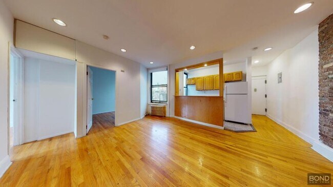 Building Photo - 2 bedroom in Manhattan NY 10003