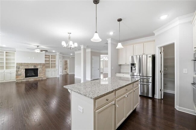 Building Photo - 304 Cochin Dr