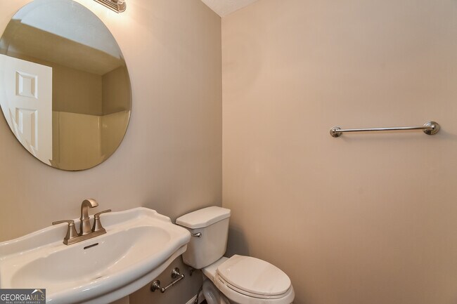 Building Photo - 4073 Westview St