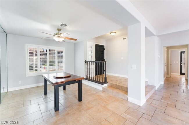 Building Photo - 8232 Bermuda Beach Dr