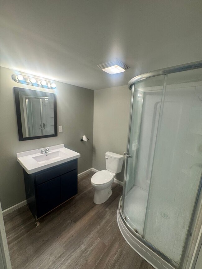 Building Photo - Gorgeous West Lafayette 4 bedroom Home - New Kitchen, Many Upgrades!