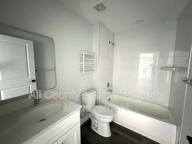 Building Photo - 3580 SW 158th Pl