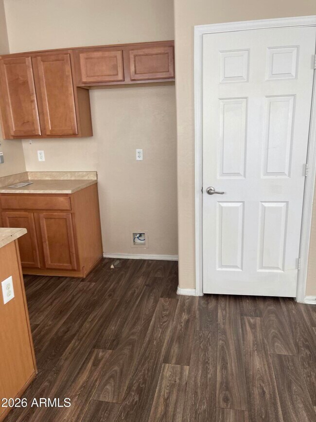 Building Photo - 4626 E Murrieta Rd