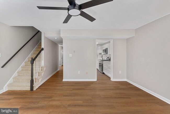 Building Photo - 14843 Emberdale Dr