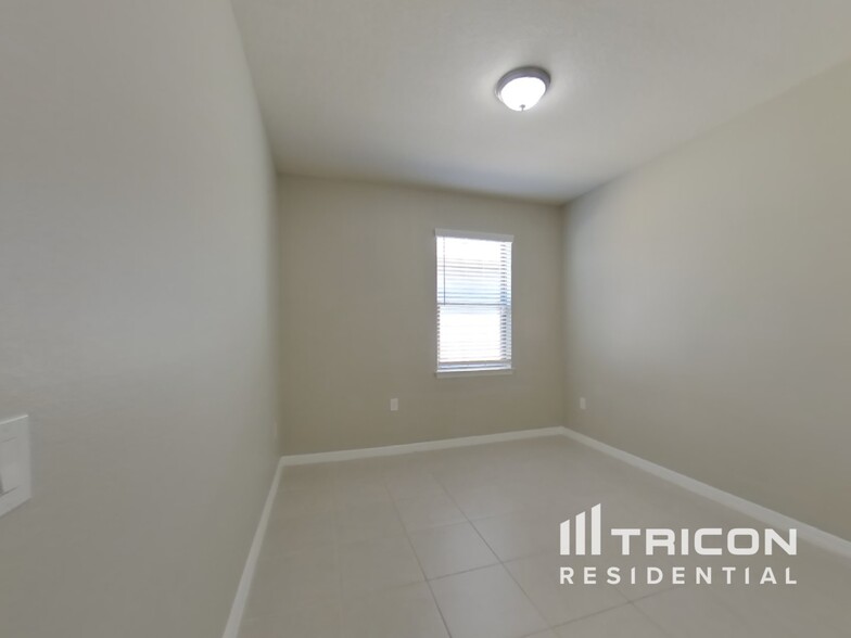 Building Photo - 1797 Cayman Cove Cir