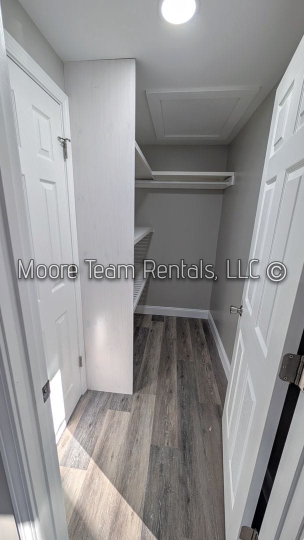 Building Photo - 906 White Pine Dr