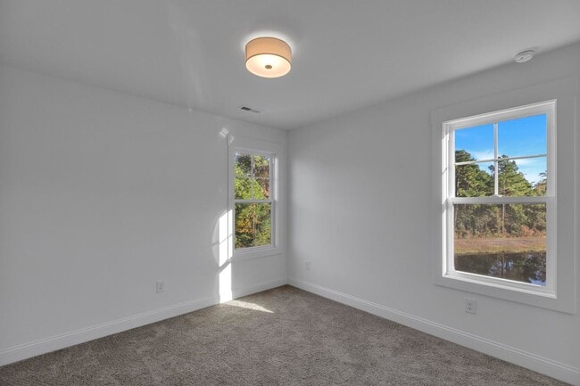 Building Photo - Oyster Landing Home Available with Pond View!