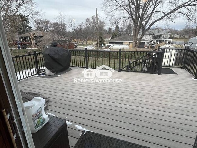 Building Photo - 4 Bed/3 Bath SF in Rosemount