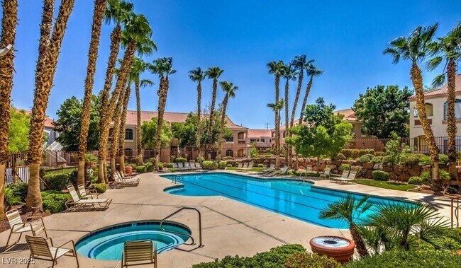 Building Photo - 700 Carnegie St