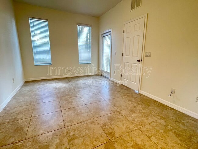 Building Photo - 2482 Temple Grove Ln