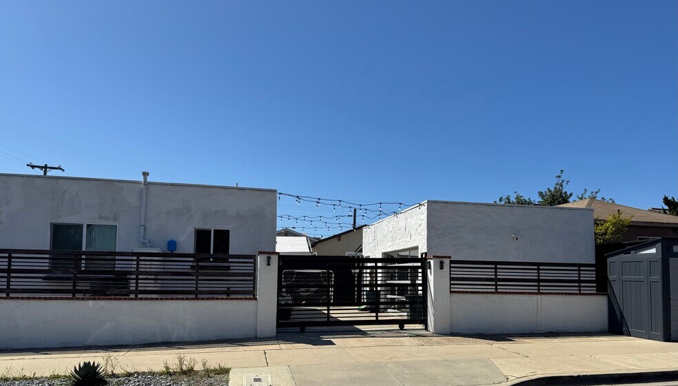 Building Photo - 1208 S 32nd St