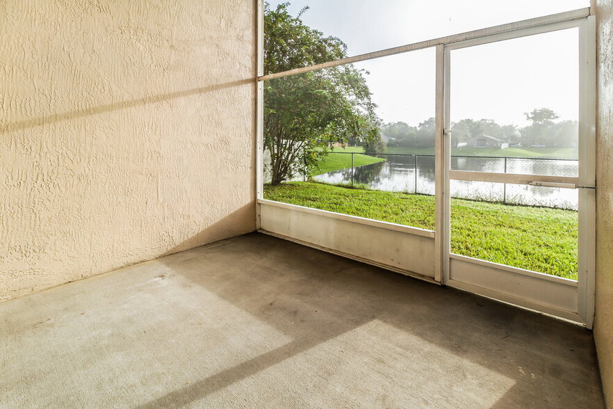 Building Photo - 1525 Sunset View Cir