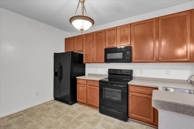 Building Photo - 1315 Teton Cir