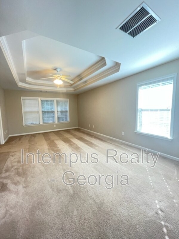 Building Photo - 585 Gran Heritage Way