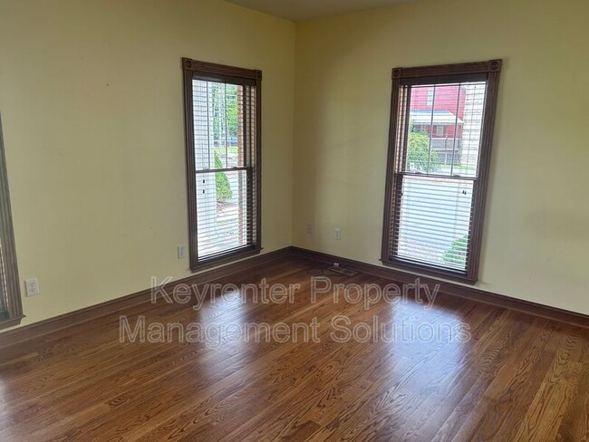 Building Photo - 33 Hodge Farm Ln
