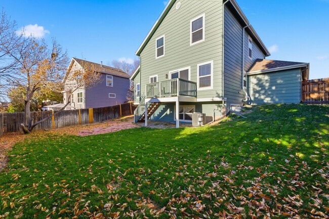 Building Photo - Beautiful Stroh Ranch 4 Bedroom, 2.5 Bath Home, Brand New Kitchen Appliances READY TODAY!