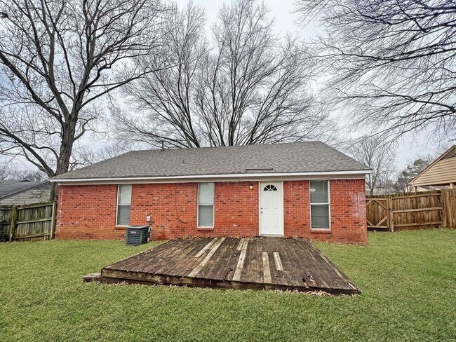 Building Photo - 3575 Shadow Oaks Pkwy