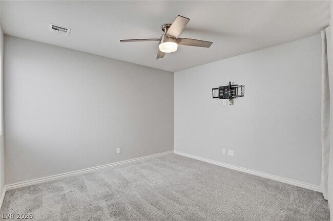 Building Photo - 305 Quail Dove Ave