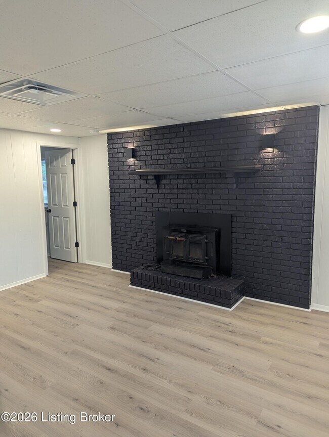 Building Photo - 6109 Toebbe Ln