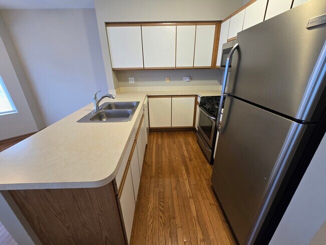 Building Photo - 2326 Dawson Ln