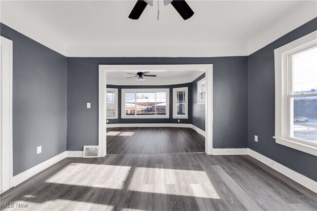 Building Photo - 430 E 149th St