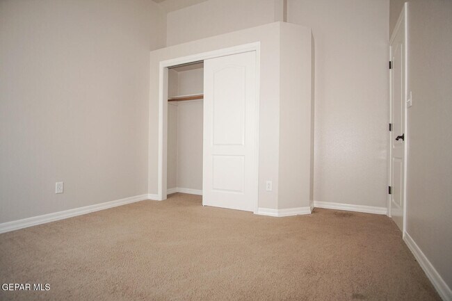 Building Photo - 14373 Coyote Trail Dr