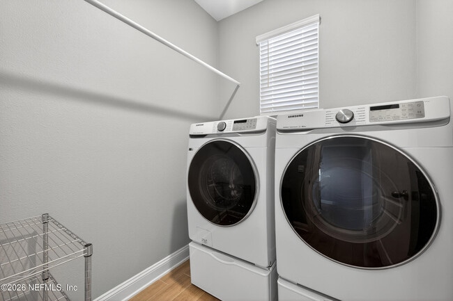 Building Photo - 234 Thistleton Wy