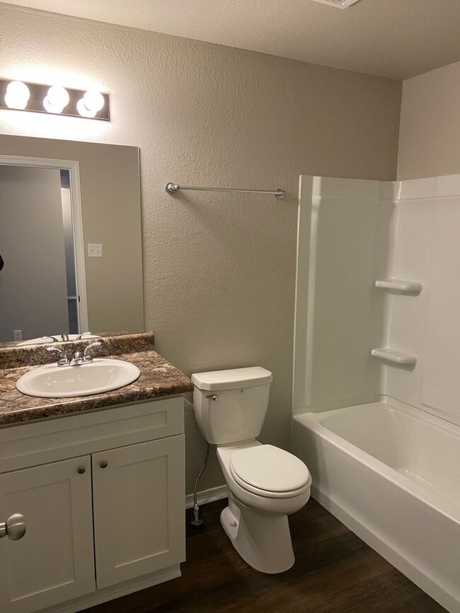 Building Photo - 3828 Travers Ln