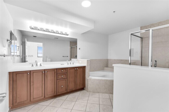 Building Photo - 8395 SW 73rd Ave