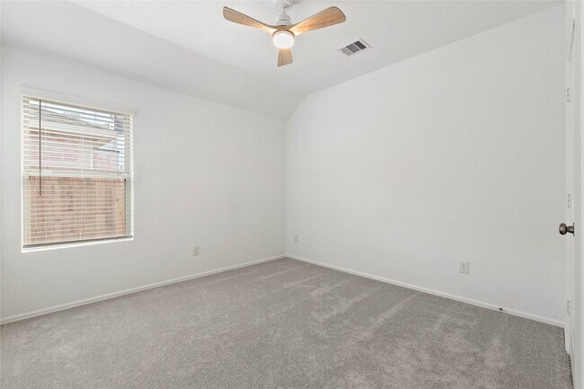 Building Photo - 7602 Angels Lndg Ln