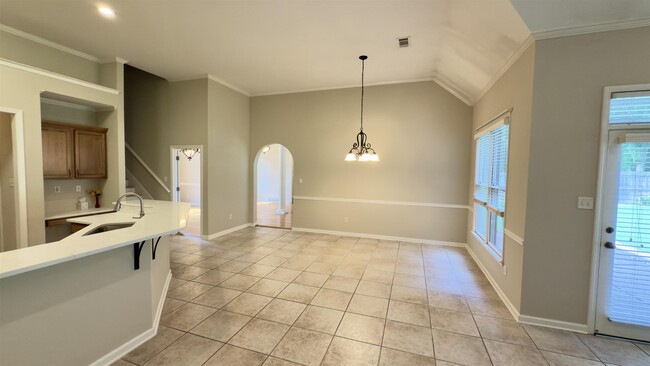 Building Photo - 4792 White Pass Dr
