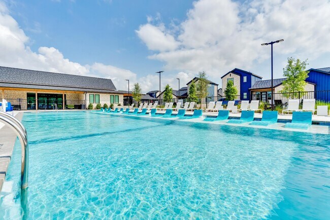 Primary Photo - 1316A Goalie Dr