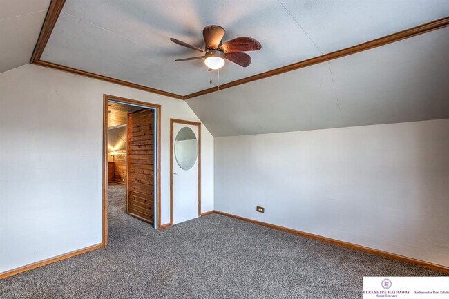 Building Photo - 2125 S 35th Ave