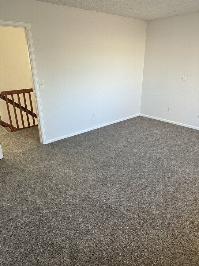 Building Photo - All yard care included! Great community am...