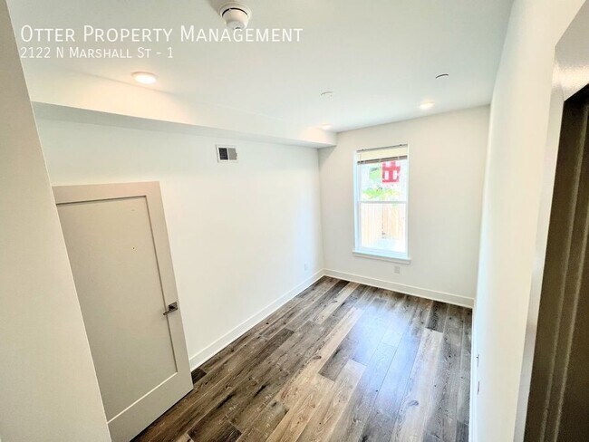 Building Photo - 2122 N Marshall St
