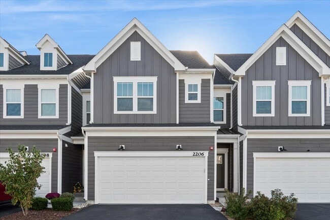 Primary Photo - 2206 Weatherbee Ln