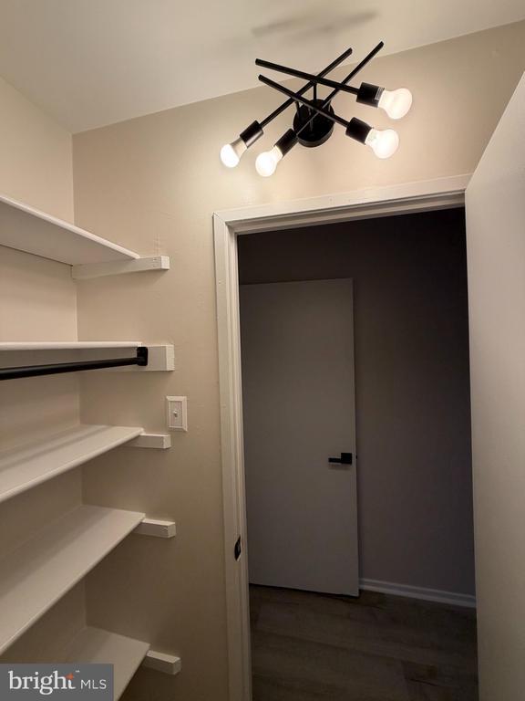 Building Photo - 507 Florida Ave